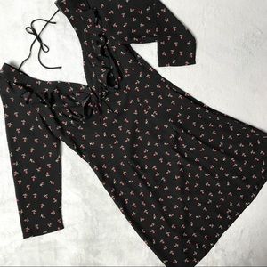 Princess Polly Rosebud Ruffle MilkMaid Dress in Black‎
